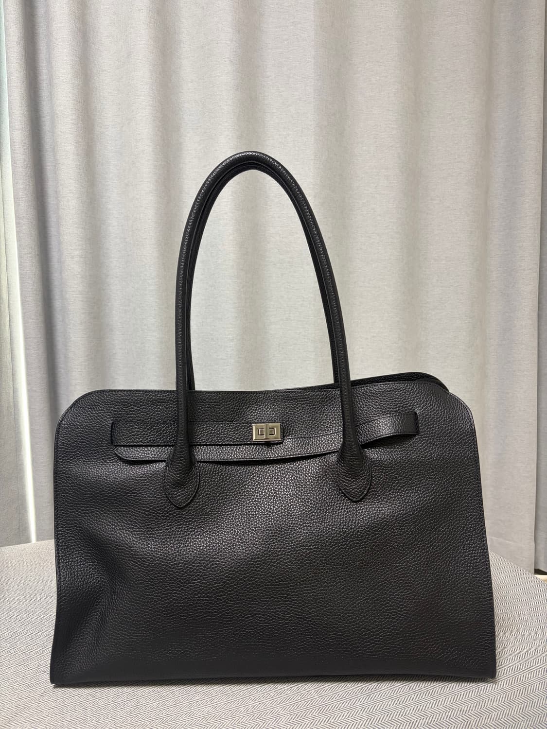 준느 레더 토트백 상품이미지1