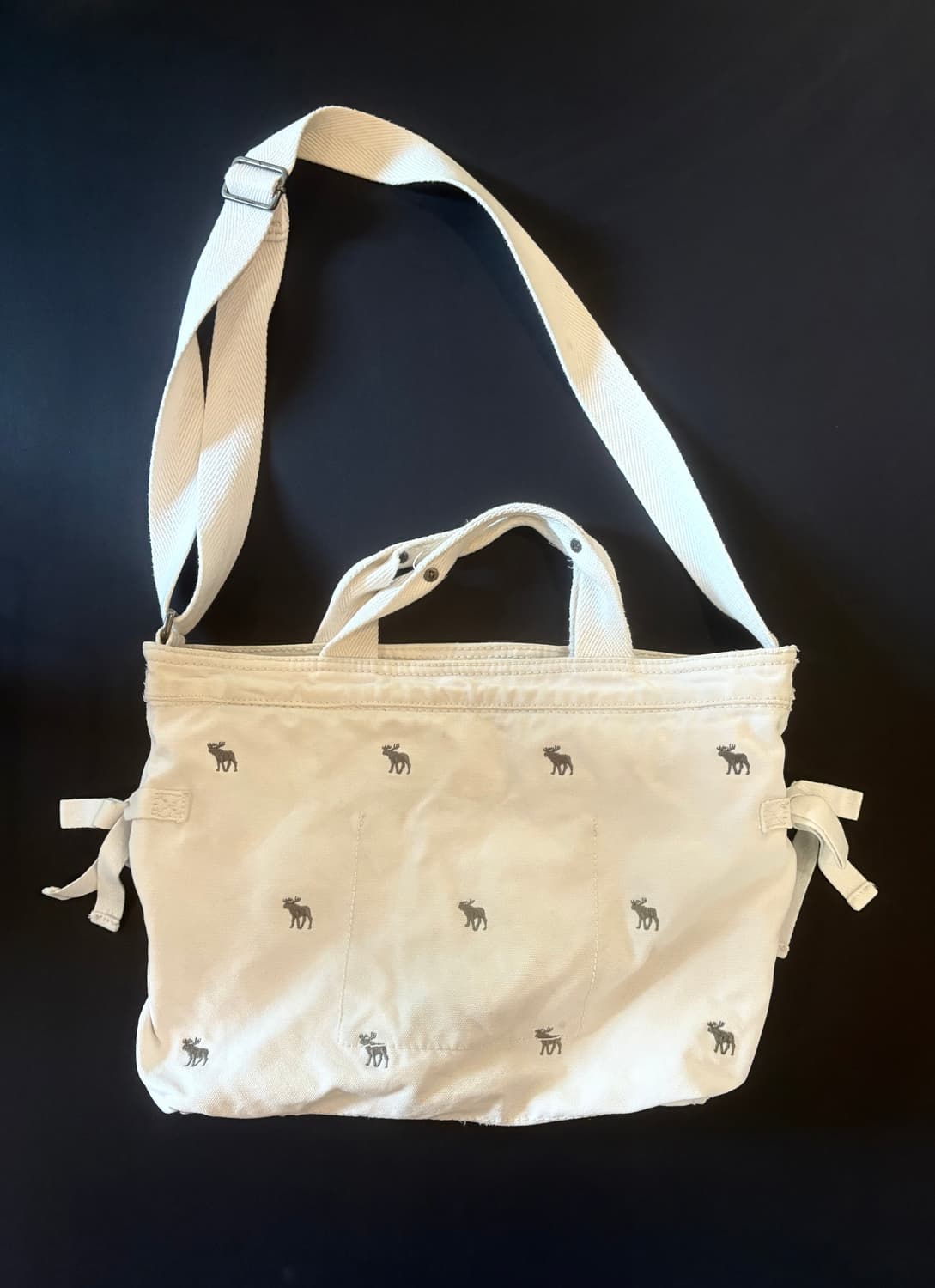 아베크롬비 메신저백 화이트 그레이 상품이미지2