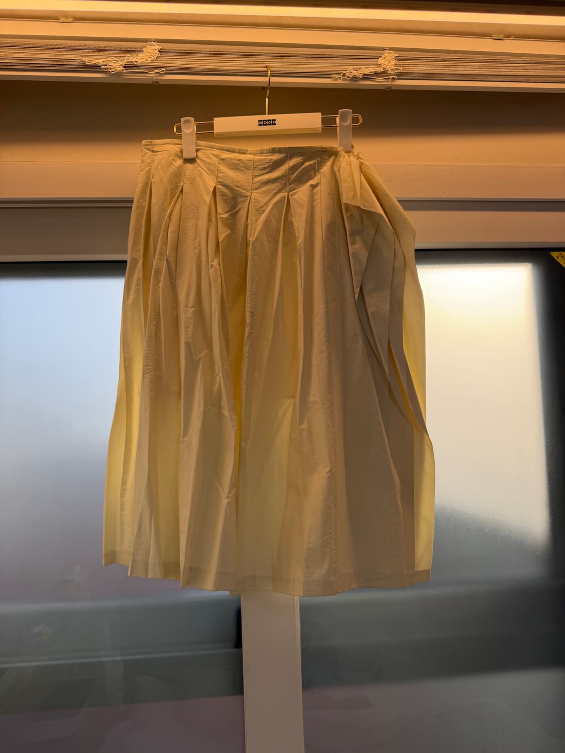 eonts 애옹쓰 플리츠 롱스커트 상품이미지2