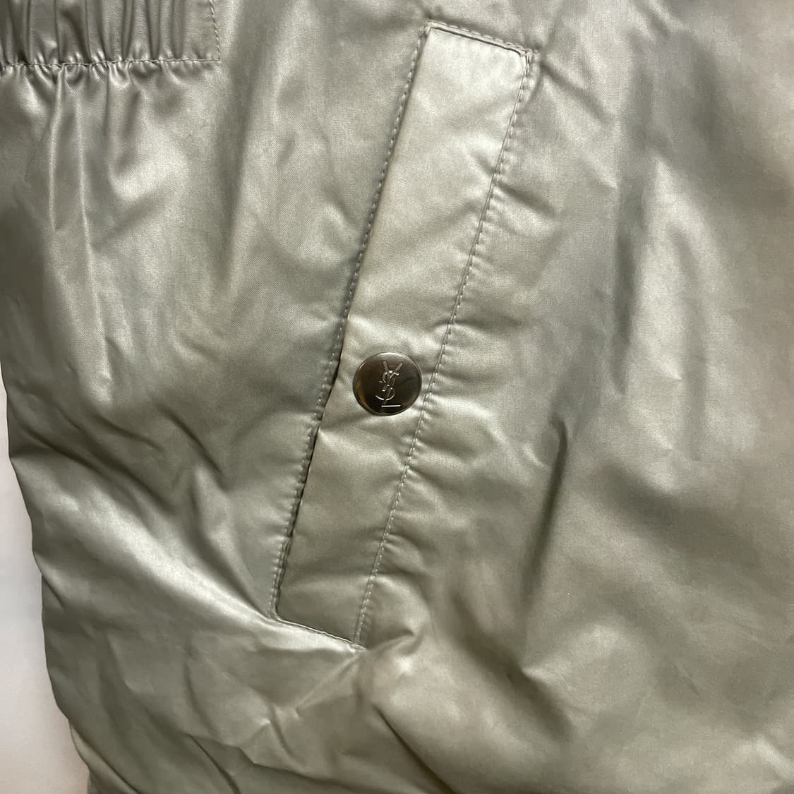 입생로랑 리버시블 블랙/실버 다운 패딩 점퍼 105 상품이미지8