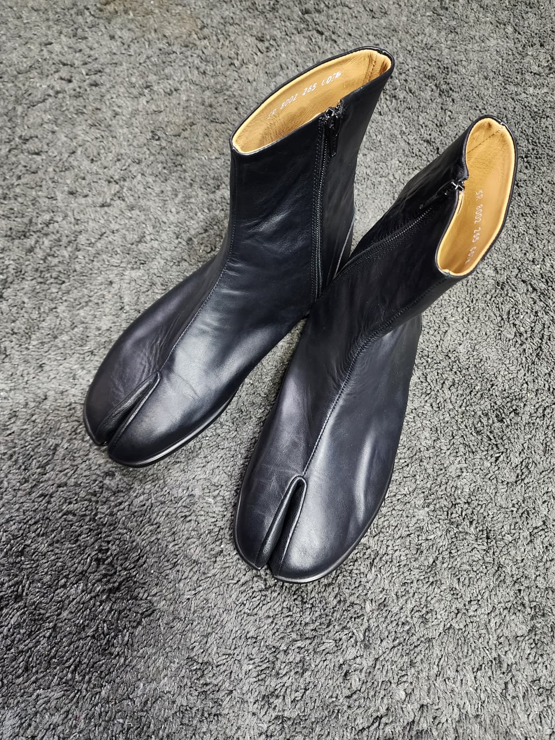 토마스클럽 블랙 가죽 타비 265 사이즈 상품이미지1