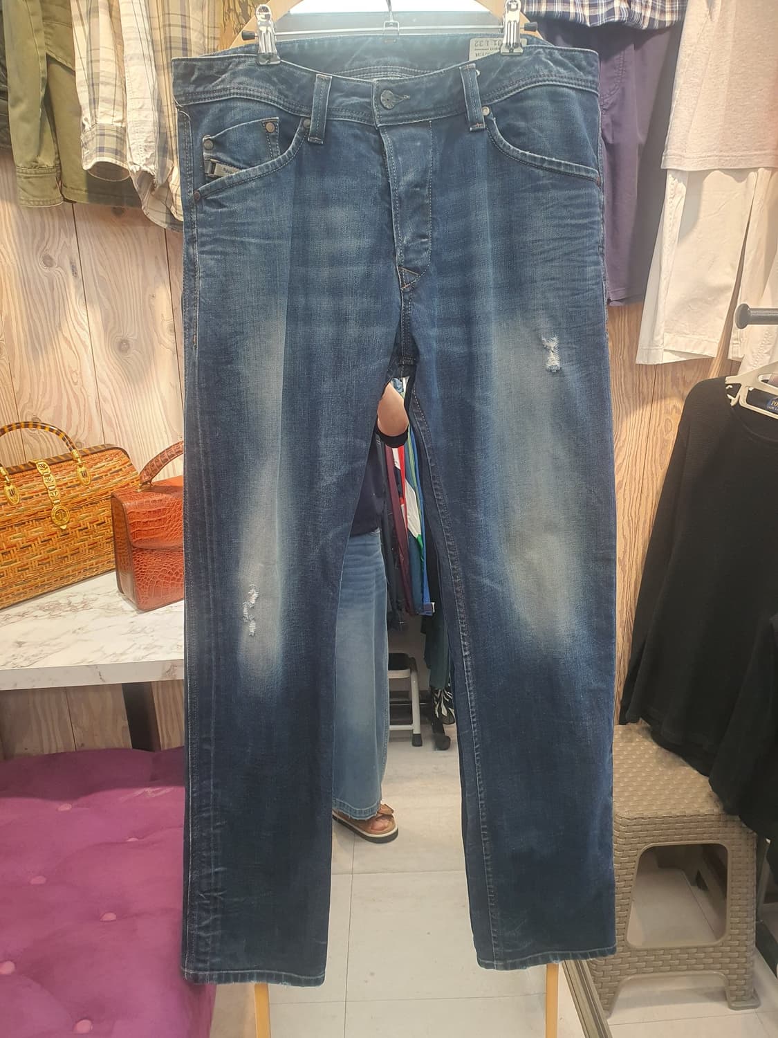디젤(Diesel) 정품 대런(DARRON) 남성 슬림 테이퍼드 워싱 청 상품이미지1