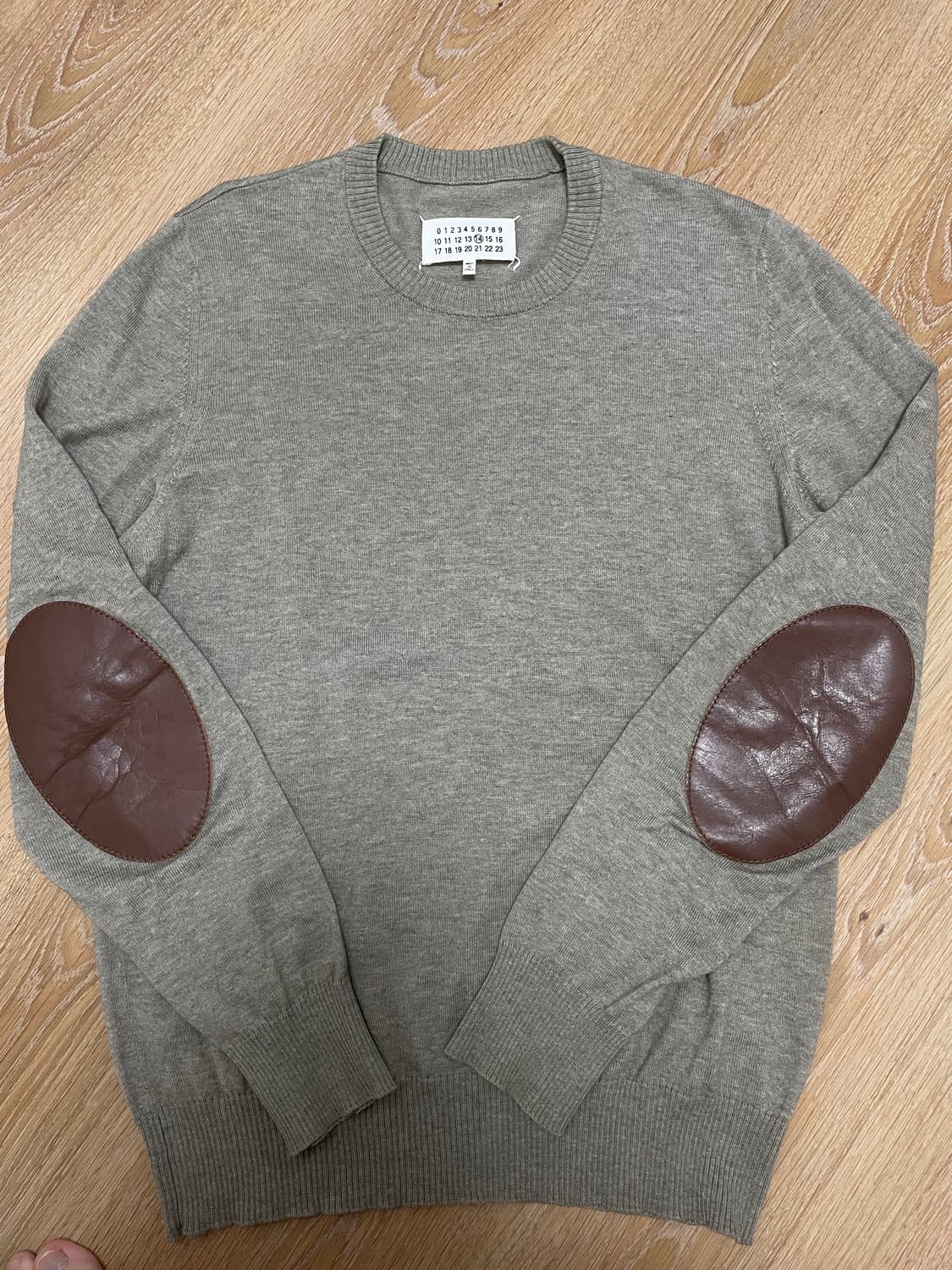 Margiela leather elbow patch knit 상품이미지1