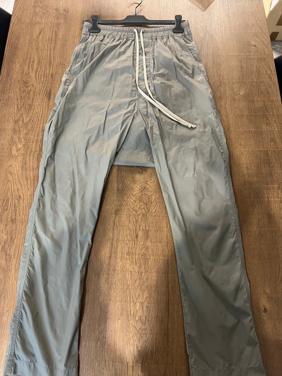 릭오웬스 나일론 드로스트링 팬츠 상품이미지1