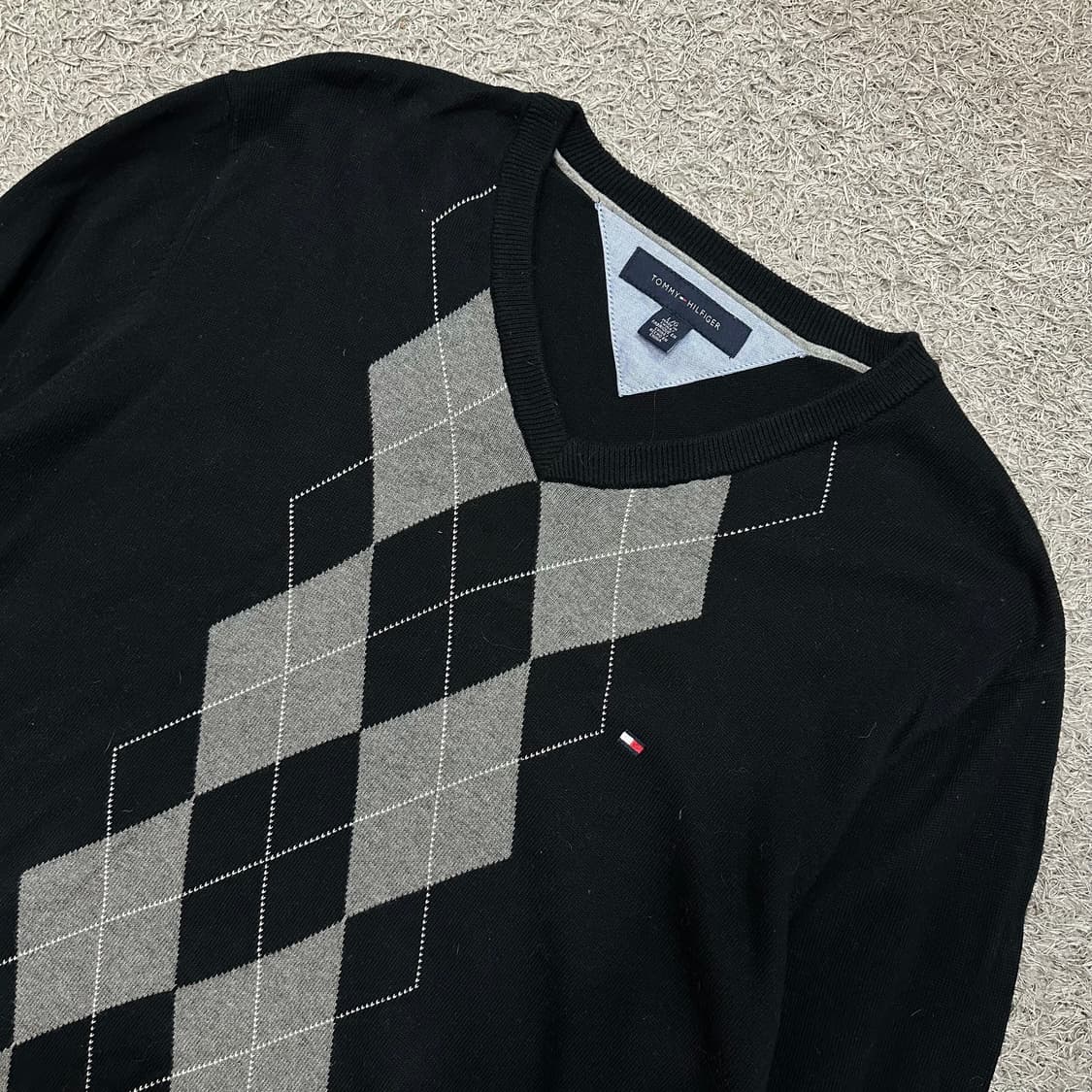 [100] 타미힐피거 아가일브이넥니트 상품이미지1