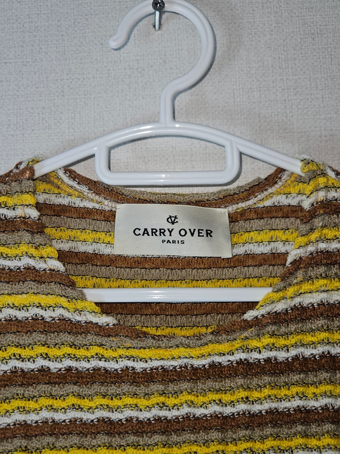 CARRYOVER 니트 반팔티셔츠 파리 L 상품이미지3