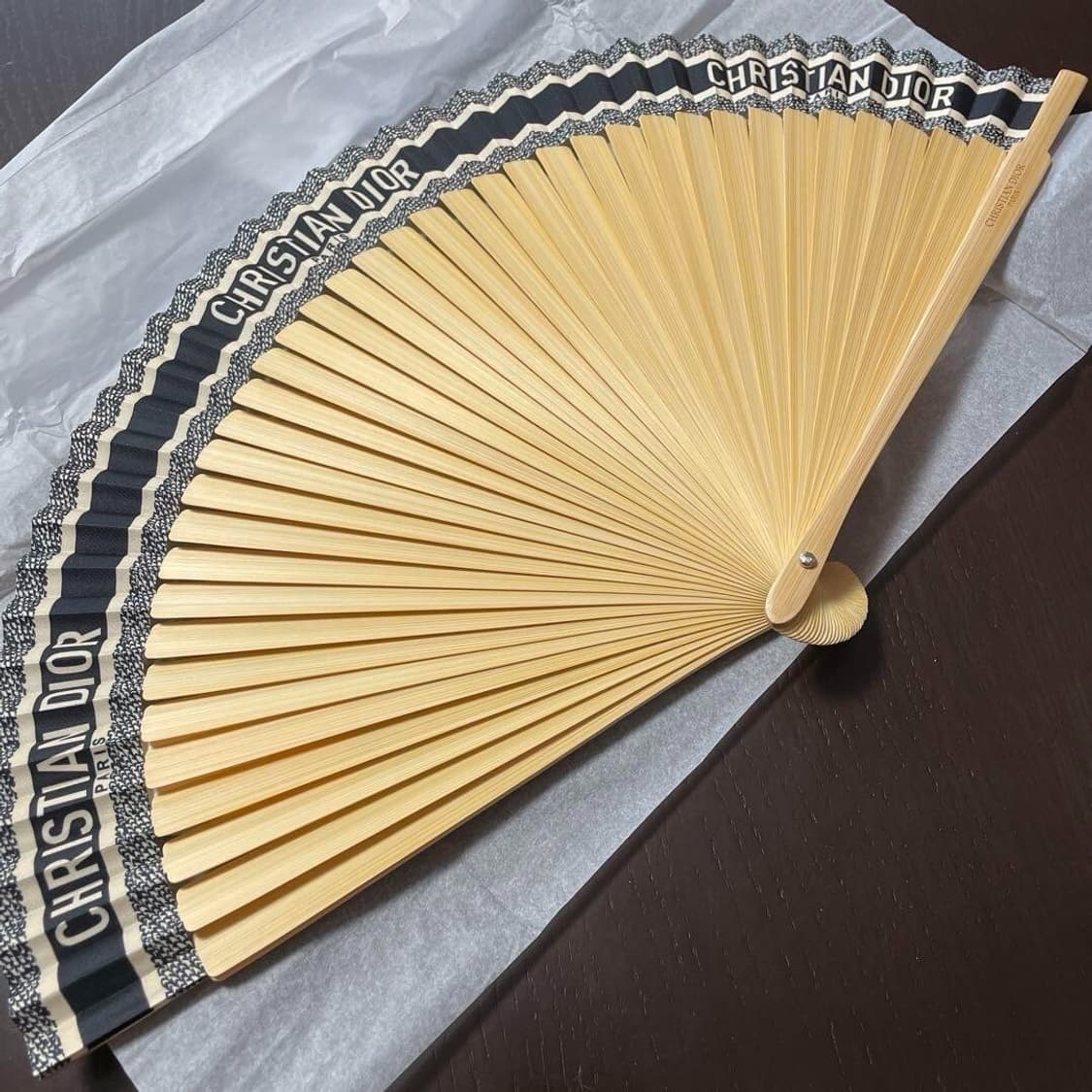  디올뷰티 디오리비에라 부채 기프트 상품이미지5