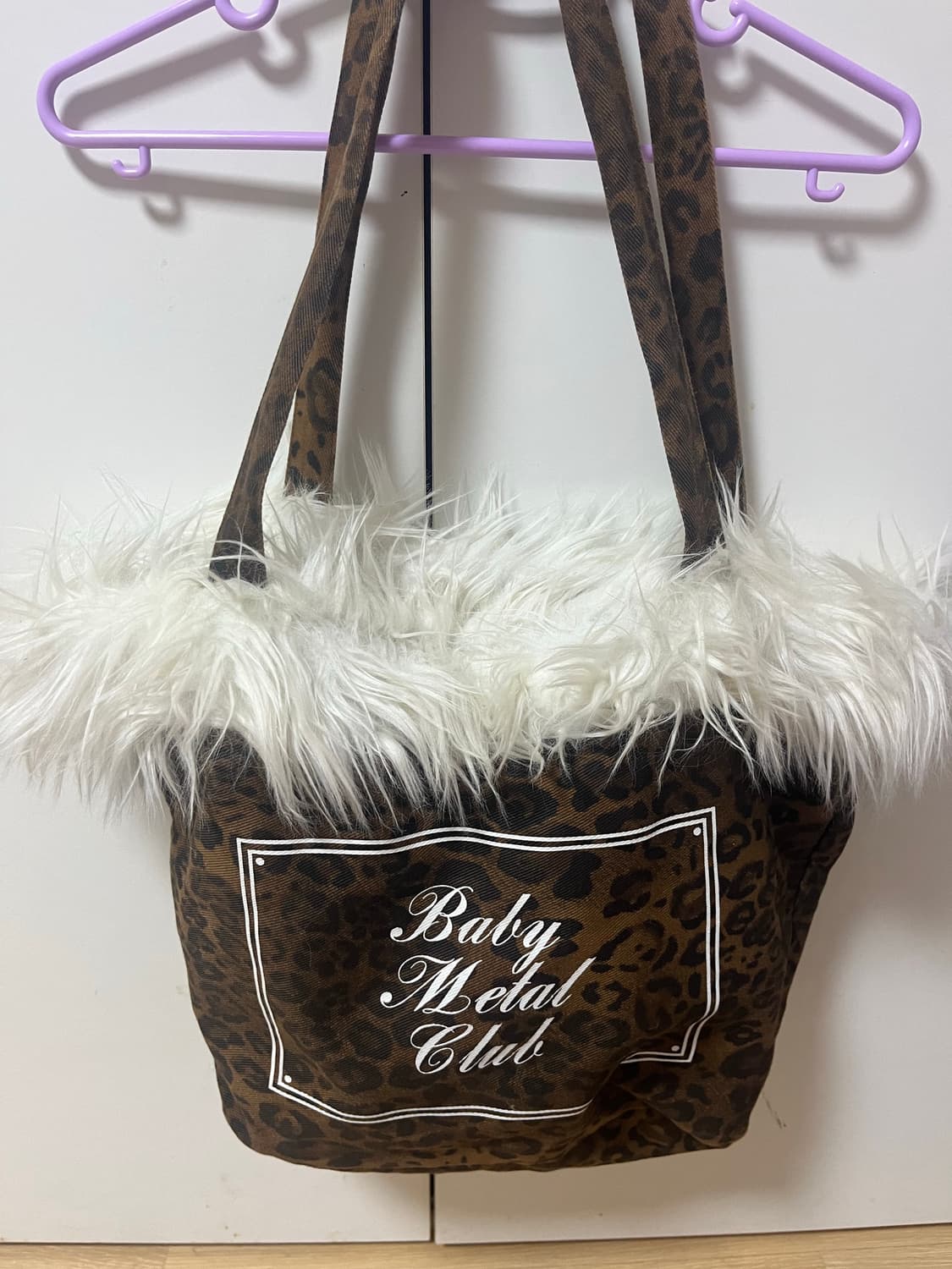 베이비메탈클럽 베메클 샤기백 화이트 상품이미지2