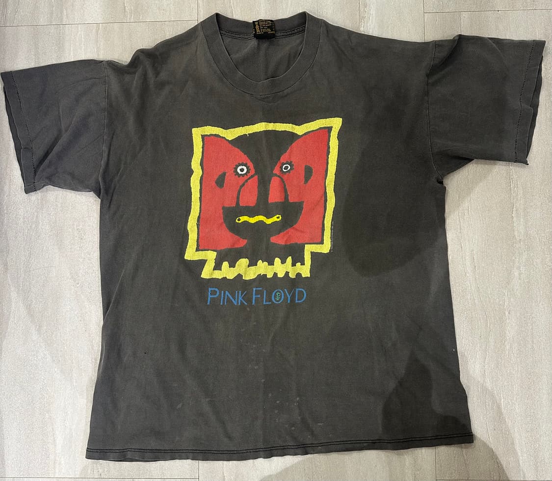 90s 핑크플로이드 밴드티 판매합니다! 상품이미지1