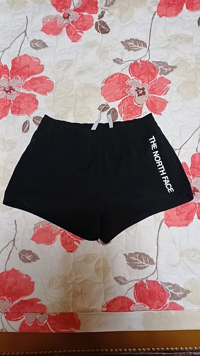 노스페이스 얇은숏팬츠 27인치 기장28 상품이미지1