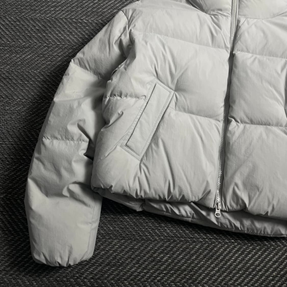 코드그라피 우먼스 덕 다운 푸퍼 크롭 패딩 그레이o 4600 상품이미지2