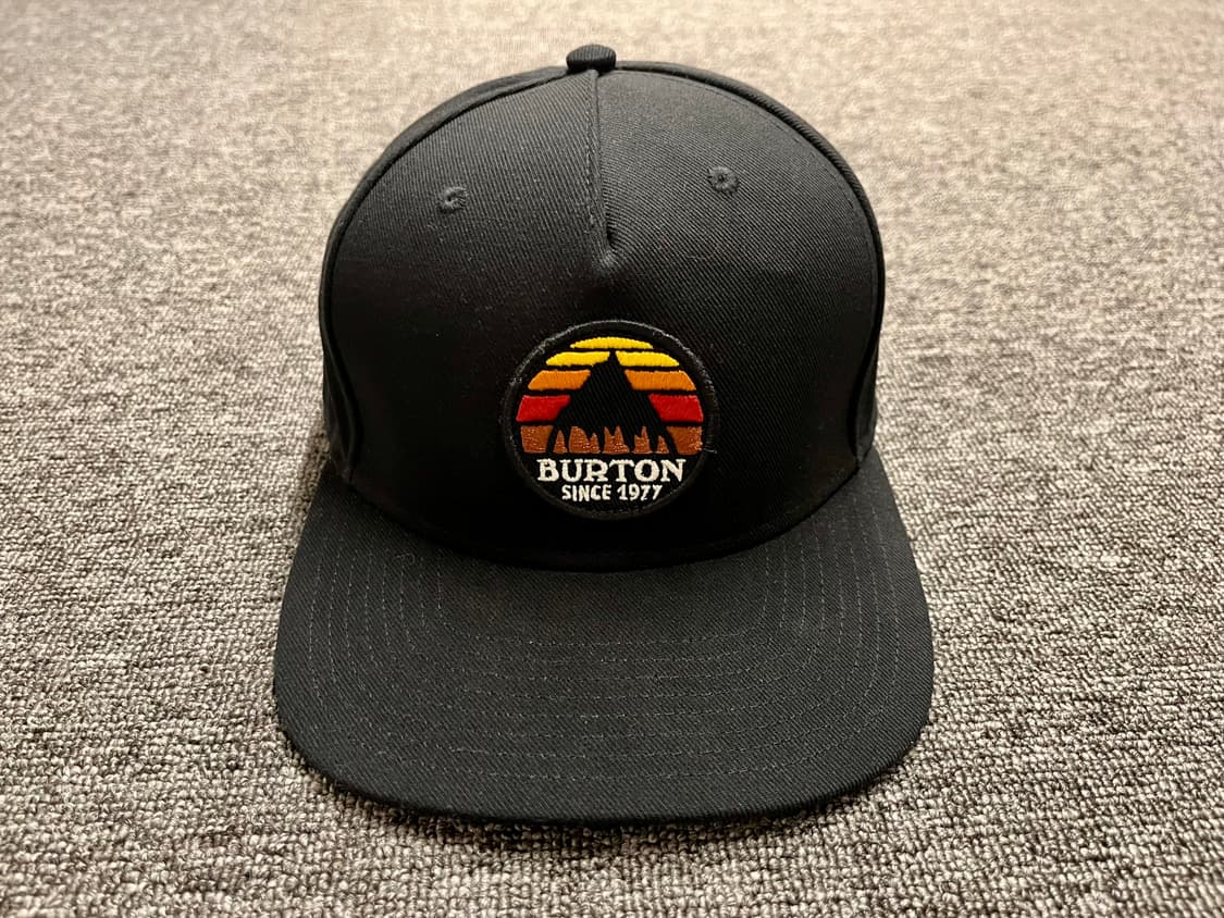 버튼 블랙 스냅백  상품이미지2