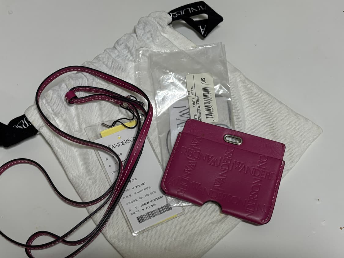 JW앤더슨 엠보 스트랩 카드지갑 상품이미지5