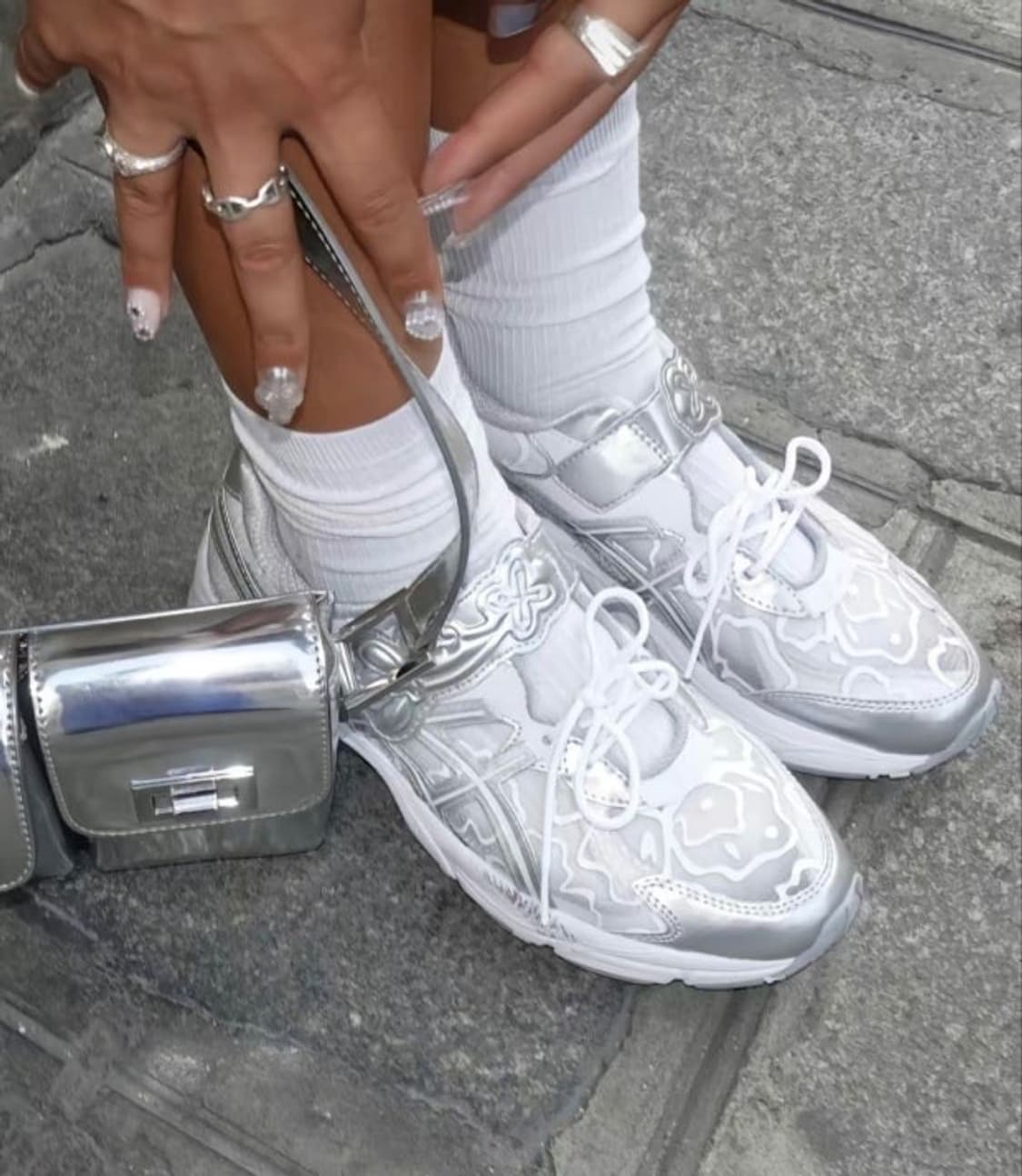 아식스 세실리아반센 gt2160 화이트 실버 240사이즈 상품이미지2