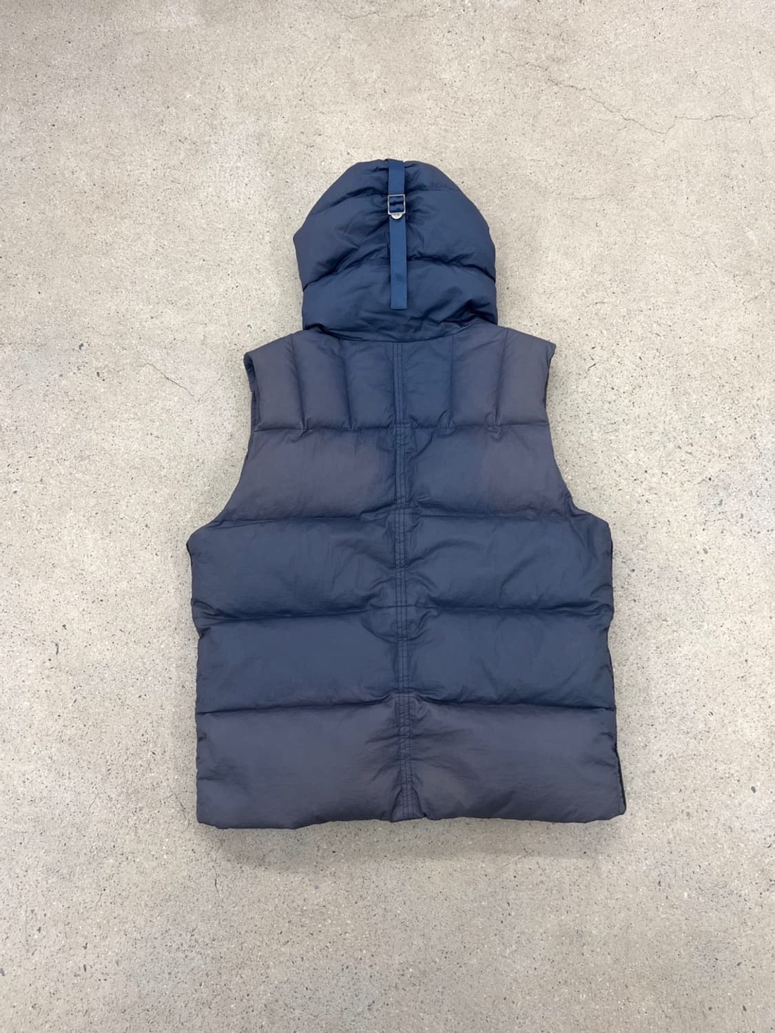 CP컴퍼니 썬페이드 고글 패딩 베스트 상품이미지4