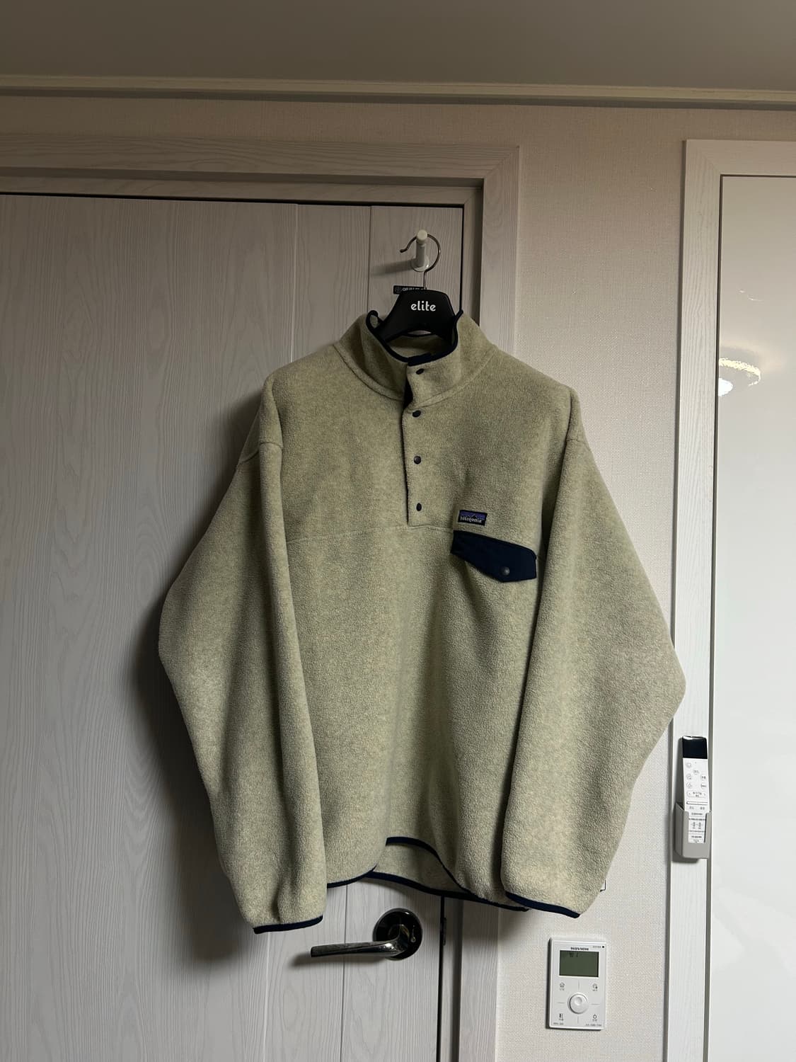 파타고니아 신칠라 헤비웨이트 오트밀 L사이즈 24FW 상품이미지1