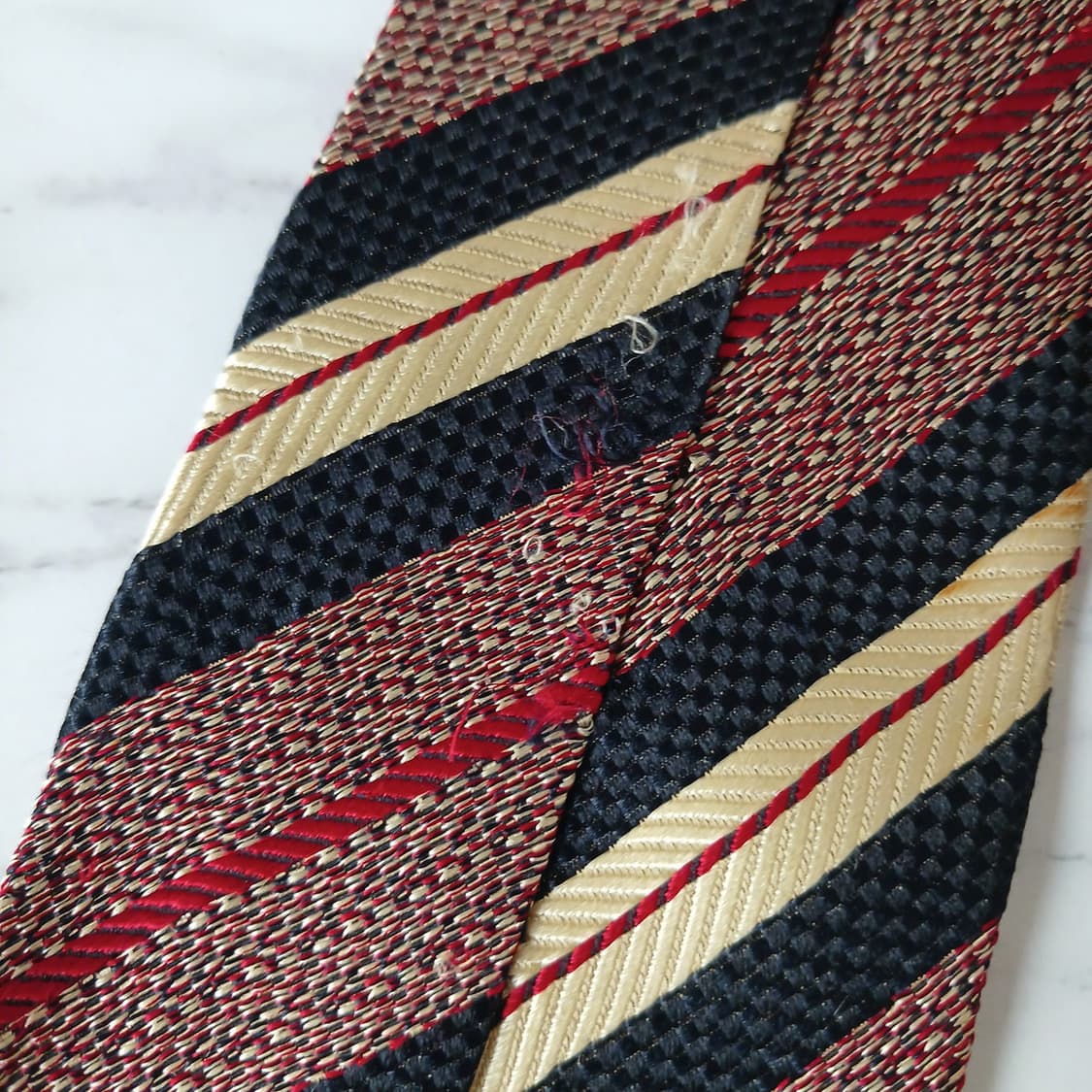 지방시 실크 브라운 스트라이프 넥타이 9.9cm B등급 E857
 상품이미지9