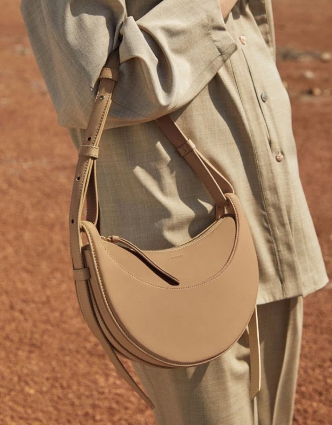 폴렌느 누메로10 베이지 상품이미지1