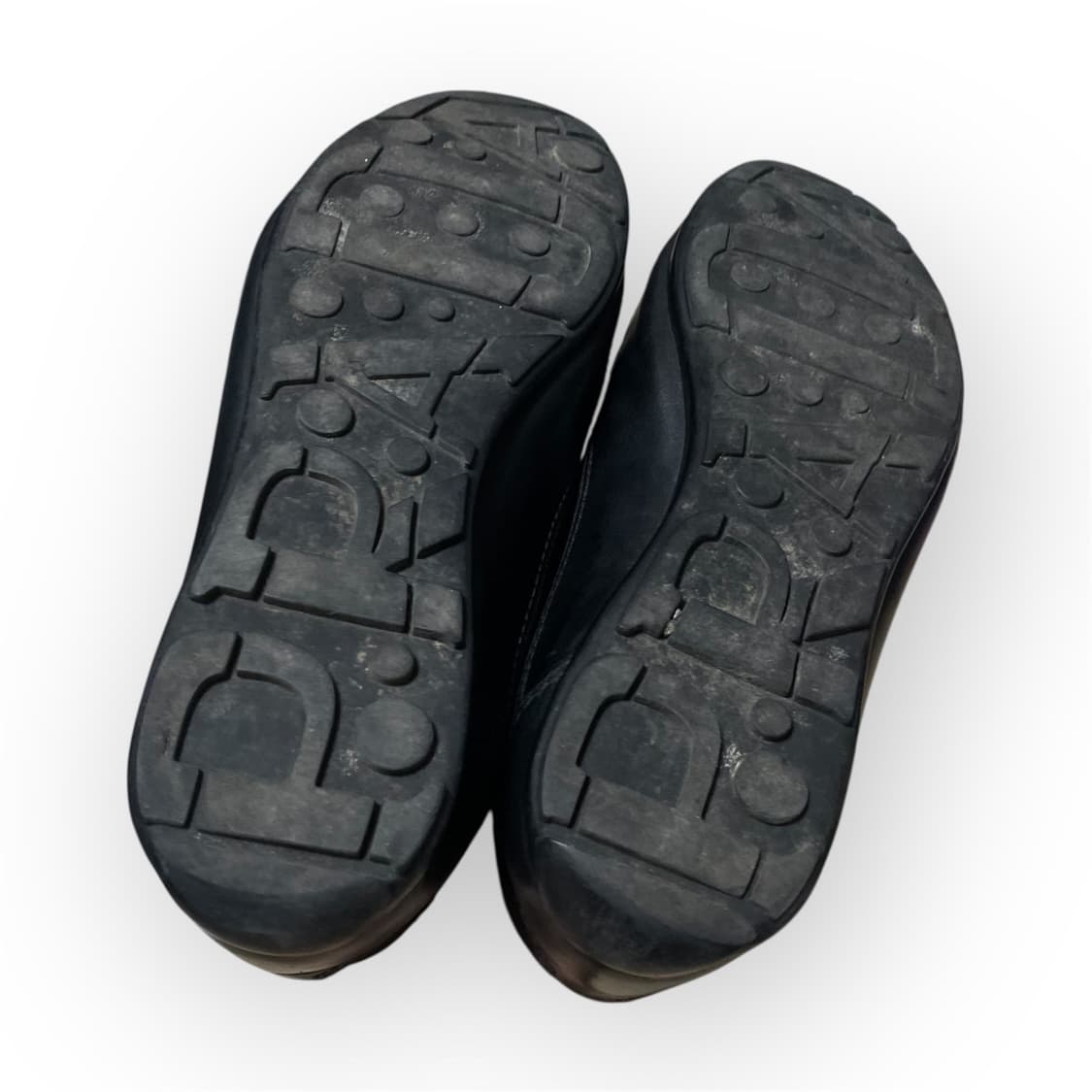 275~280) 프라다 스포츠 메탈 로고 레더 스니커즈 신발 상품이미지5