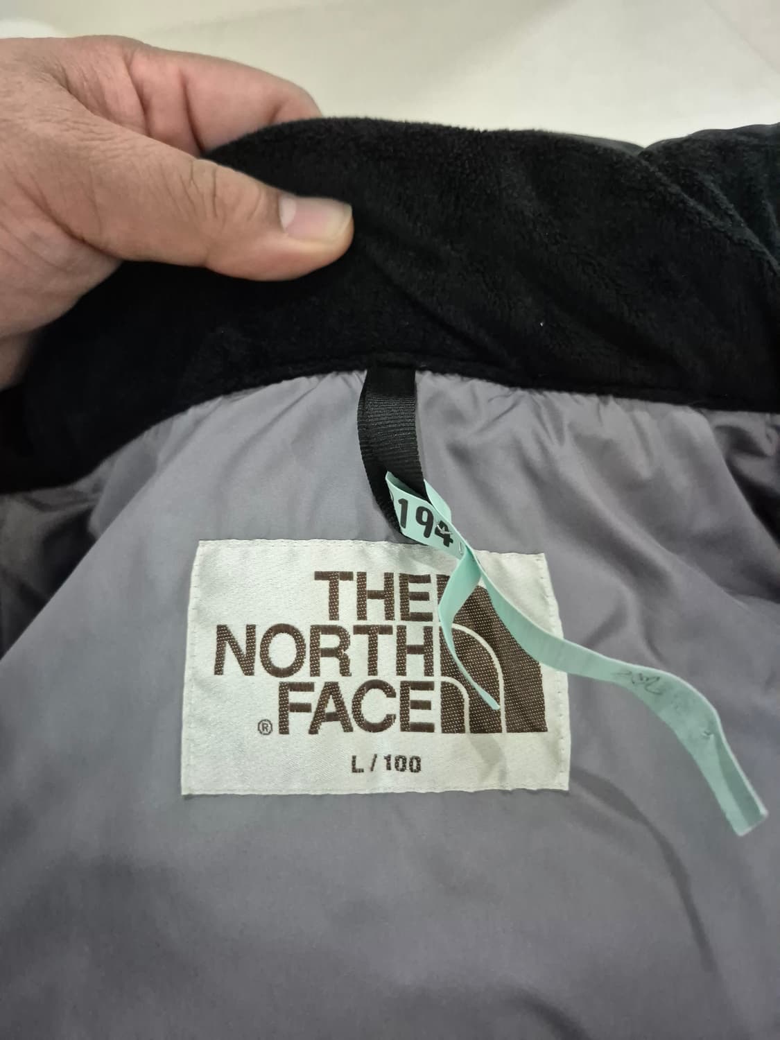 노스페이스 눕시 그레이 블랙 패딩 L/100 상품이미지5