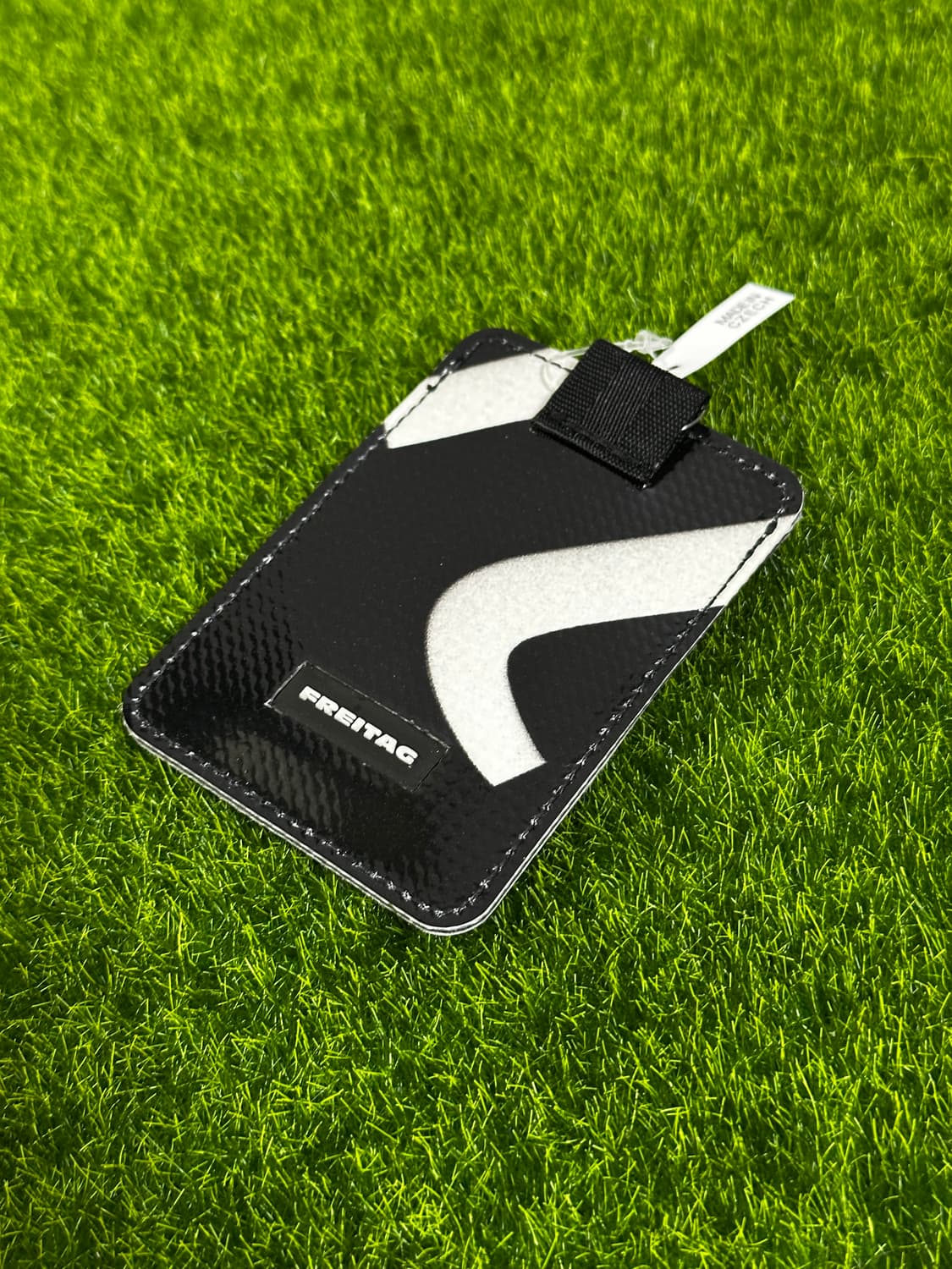 [새상품] 프라이탁 검흰 저스틴  #카드지갑 #freitag 상품이미지4