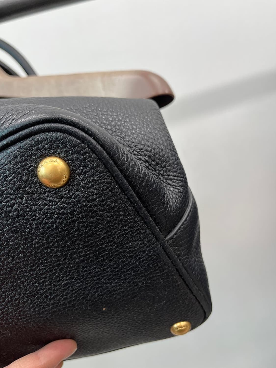 프라다 비델로 다이노 도트백  상품이미지3