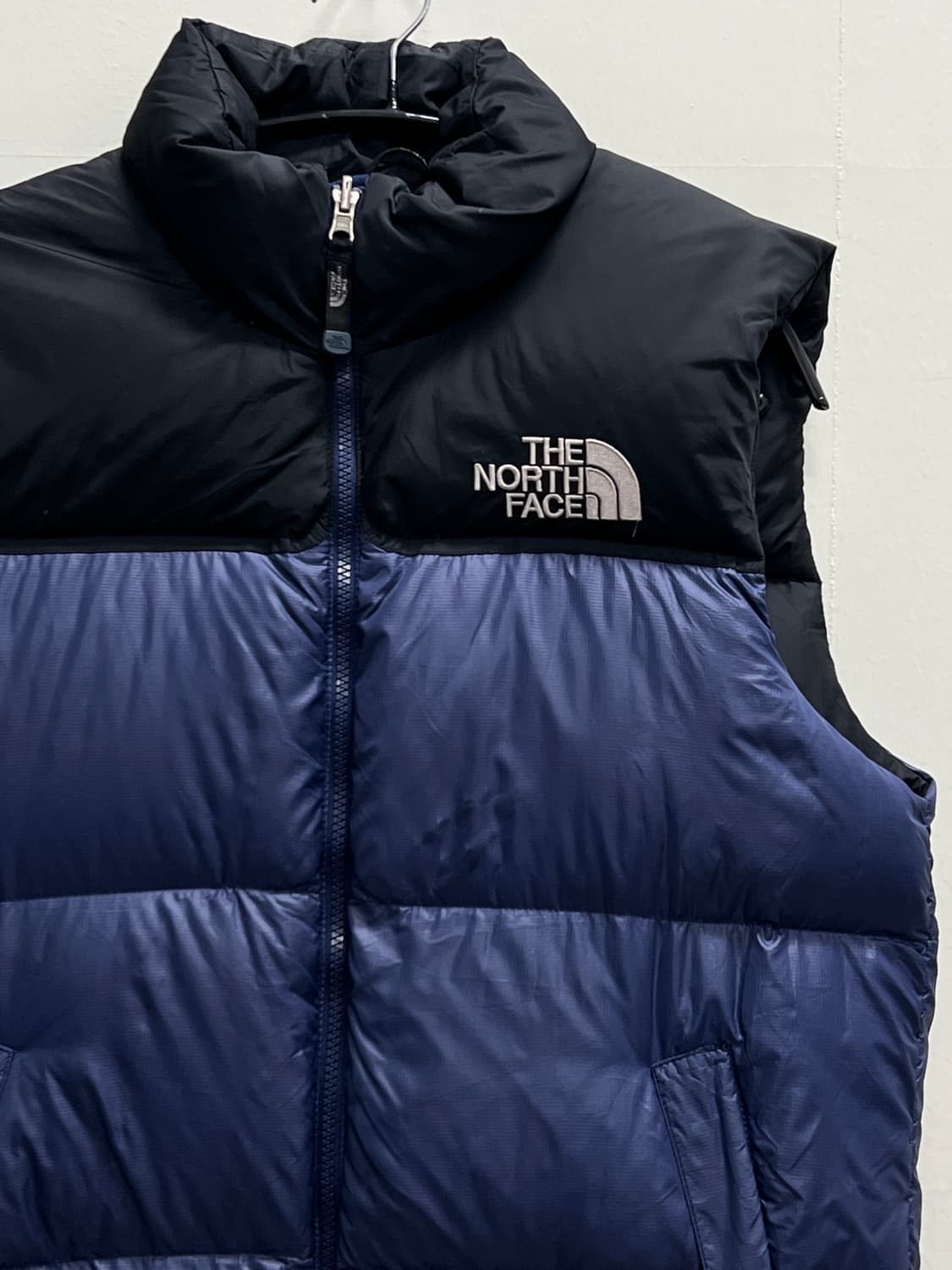 (90) 노스페이스 700필 눕시 패딩 조끼 네이비 상품이미지3