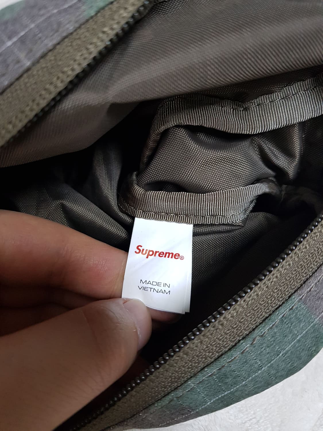 슈프림 숄더백 크로스백 우드랜드 카모 24SS 상품이미지7