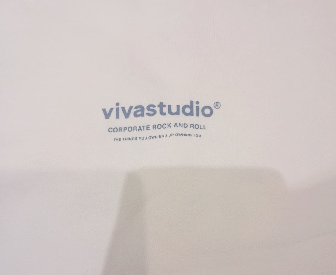 💥비바스튜디오 스웻셔츠 아이보리 (XL)
 상품이미지5