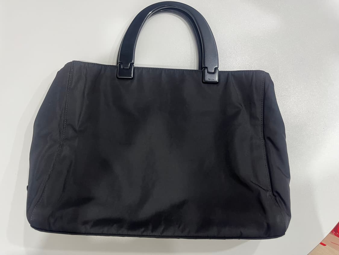 프라다 포코노 나일론 사각 토트백 상품이미지2