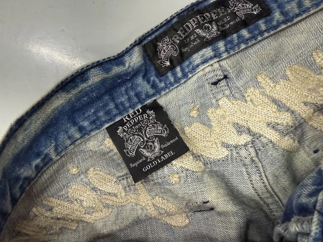 Red Pepper Jeans Y2K Embroidered Denim 상품이미지8