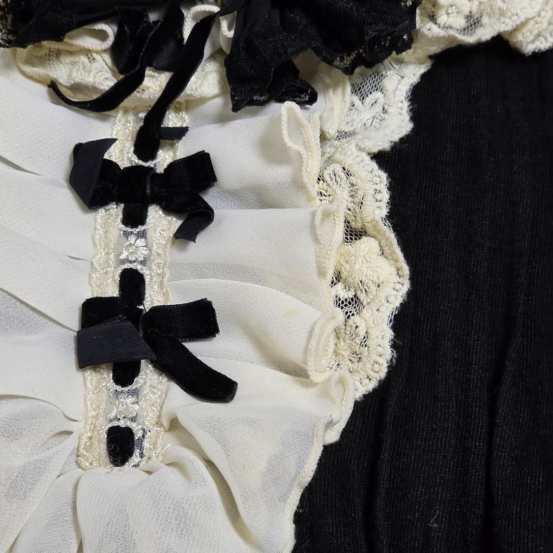 엑시즈팜 일본빈티지)고딕로리타st 레이스 리본 프로치 로맨틱프릴 블라우스 상품이미지5