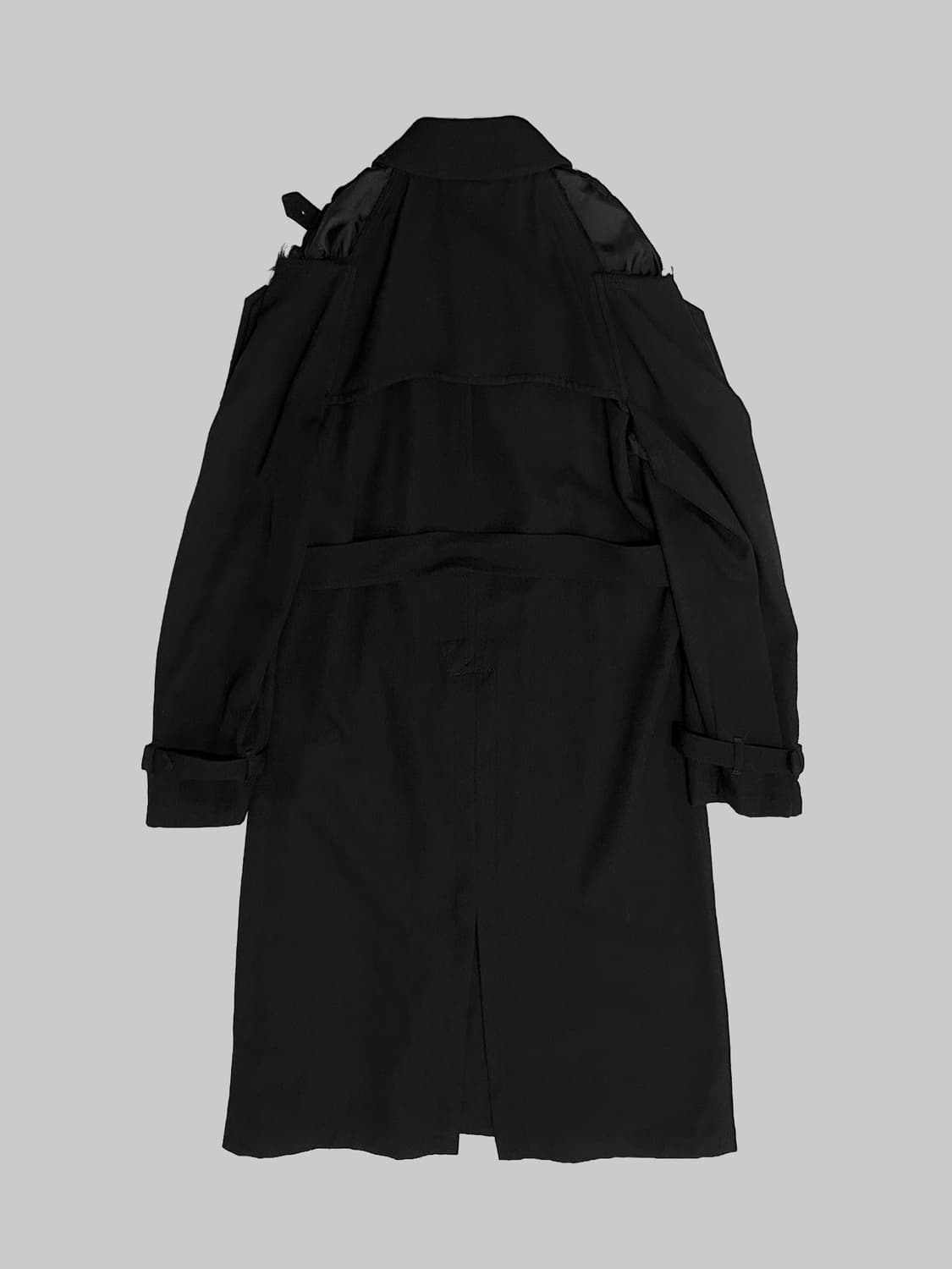 꼼데가르송 블랙 절개 트렌치 코트 상품이미지3