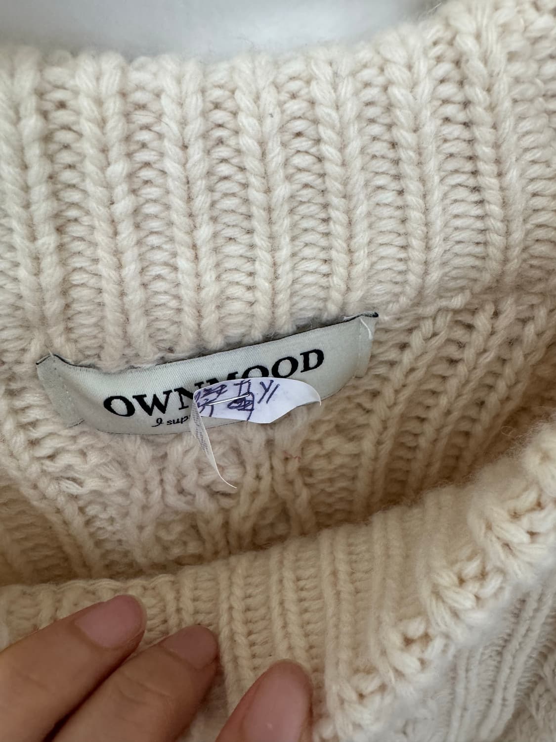 온무드 꽈배기 니트 상품이미지3