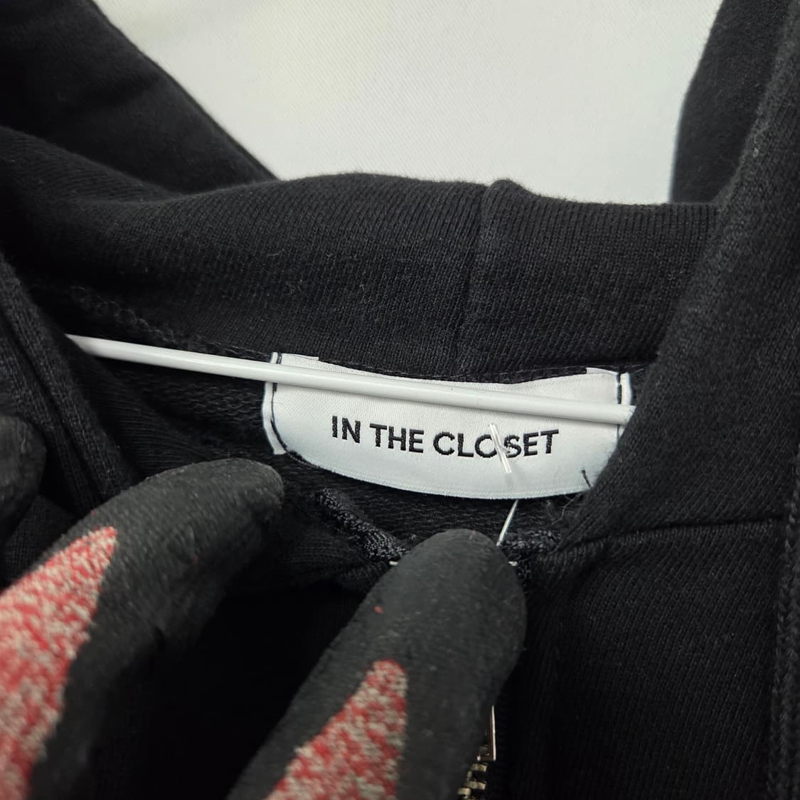 F(126) / 크롭 후드집업 블랙 상품이미지3