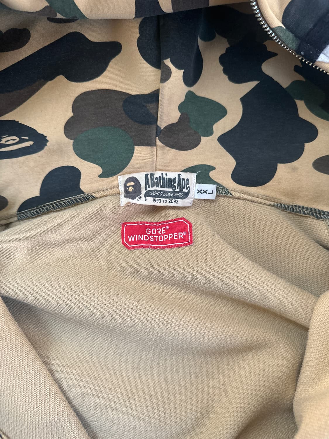 베이프x고어텍스 콜라보 후드집업 상품이미지2