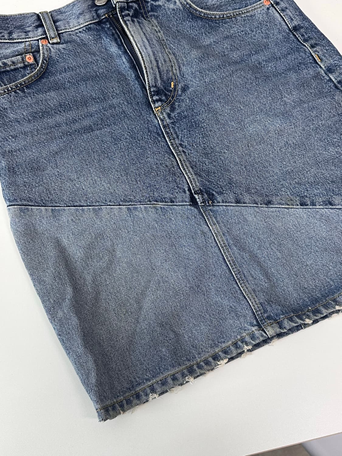 비대칭 절개 미디 스커트 상품이미지3