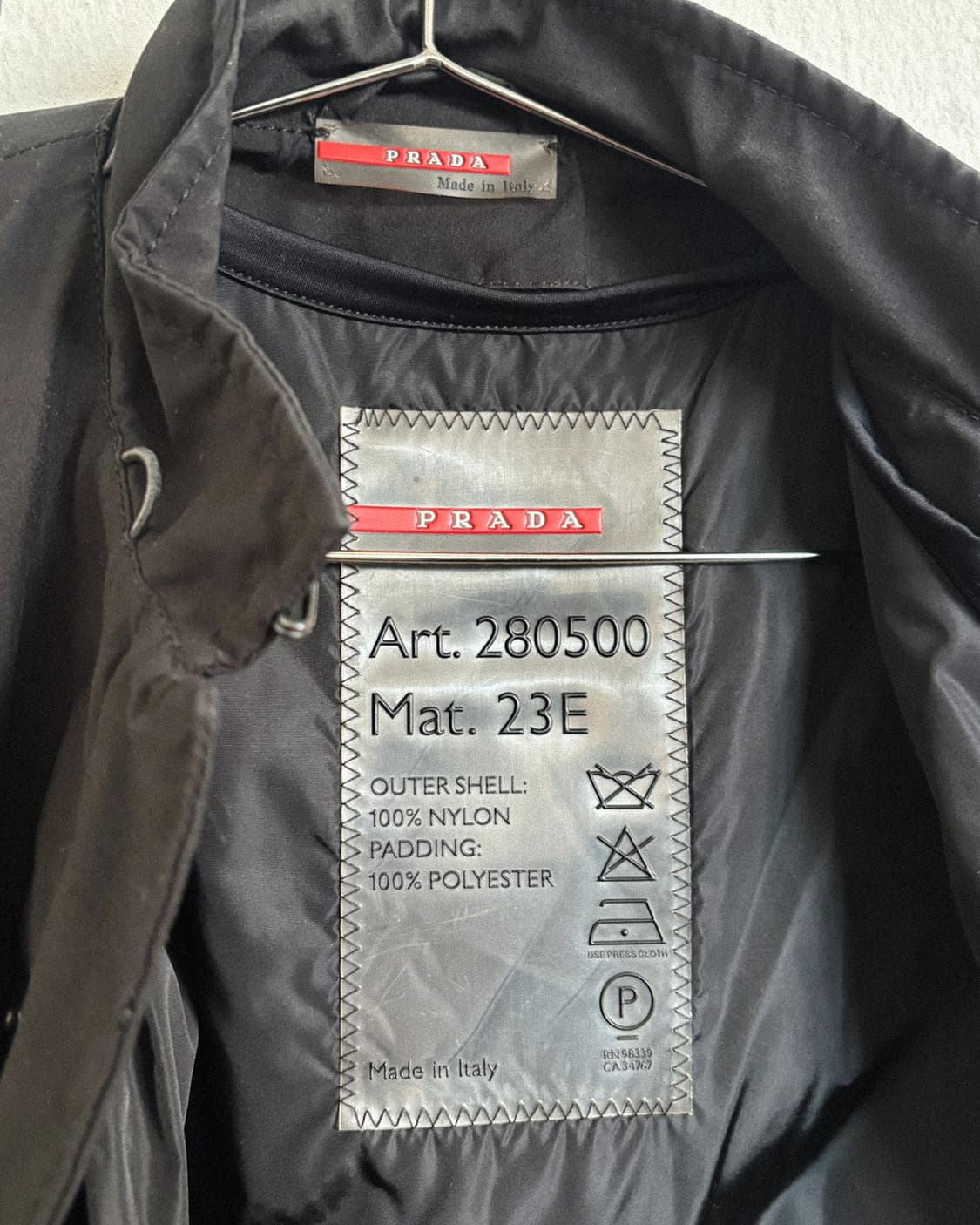 프라다 스포츠 크롭 윈드브레이커 + 베스트 상품이미지9