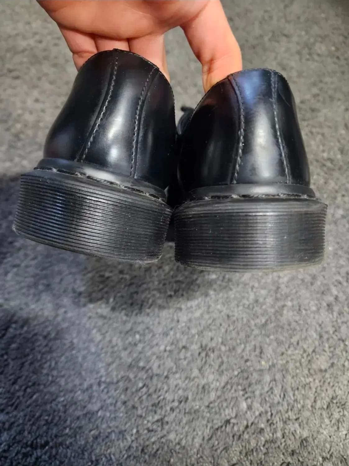 닥터마틴 모노 블랙 색상 UK7 사이즈 상품이미지8