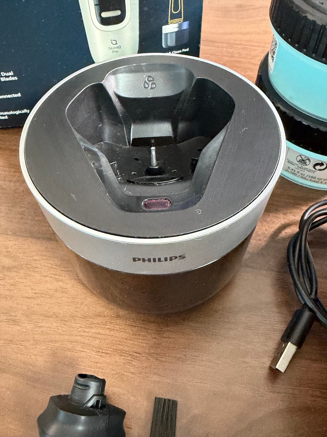 필립스 9000 프레스티지 울트라 골드 면도기 풀세트 상품이미지6