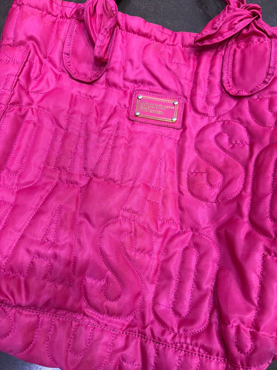 마크제이콥스 넉아웃 핑크 퀼팅 나일론 토트백 상품이미지5