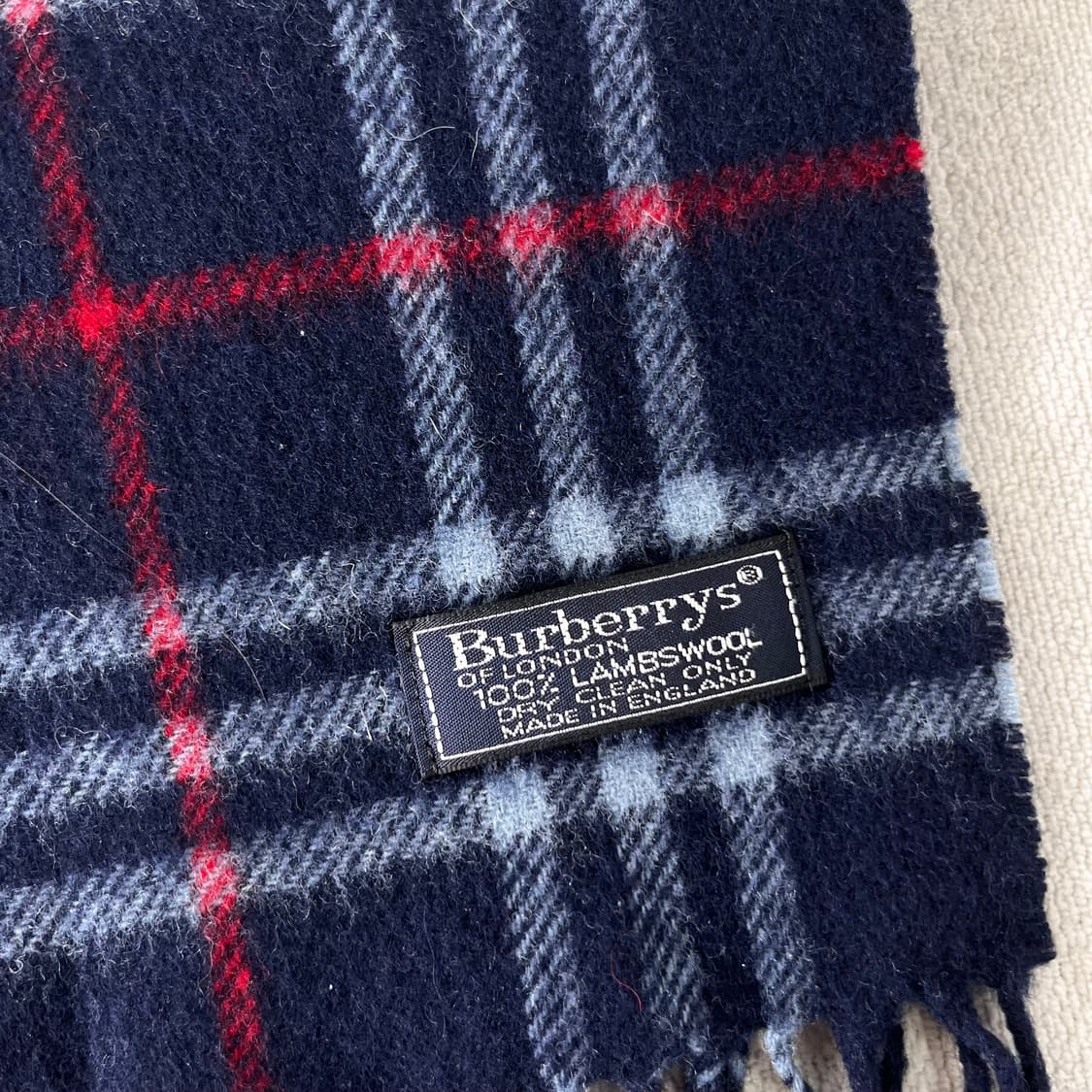 버버리 노바체크 램스울 네이비 머플러  상품이미지3