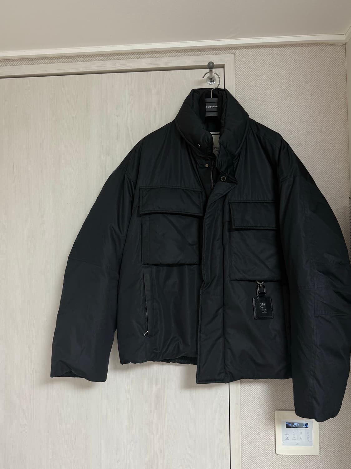 (48) 22fw 우영미 하이넥 구스다운 패딩 점퍼 블랙 상품이미지1