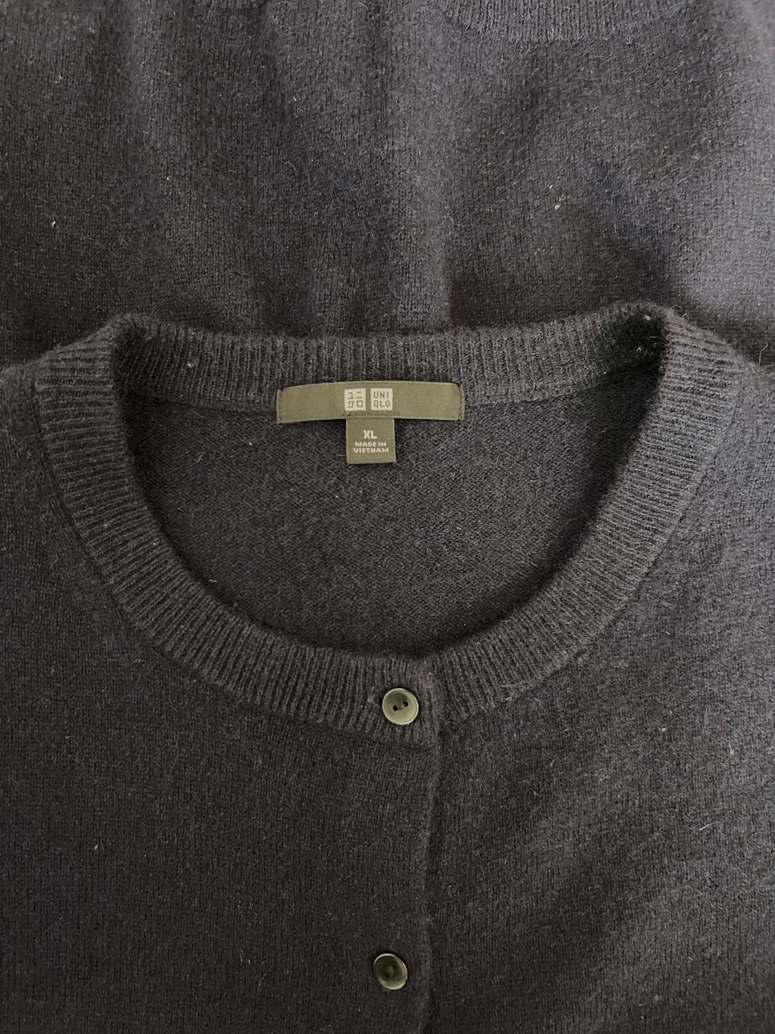 유니클로 여성 네이비 캐시미어100니트 라운드니트가디건 상품이미지5