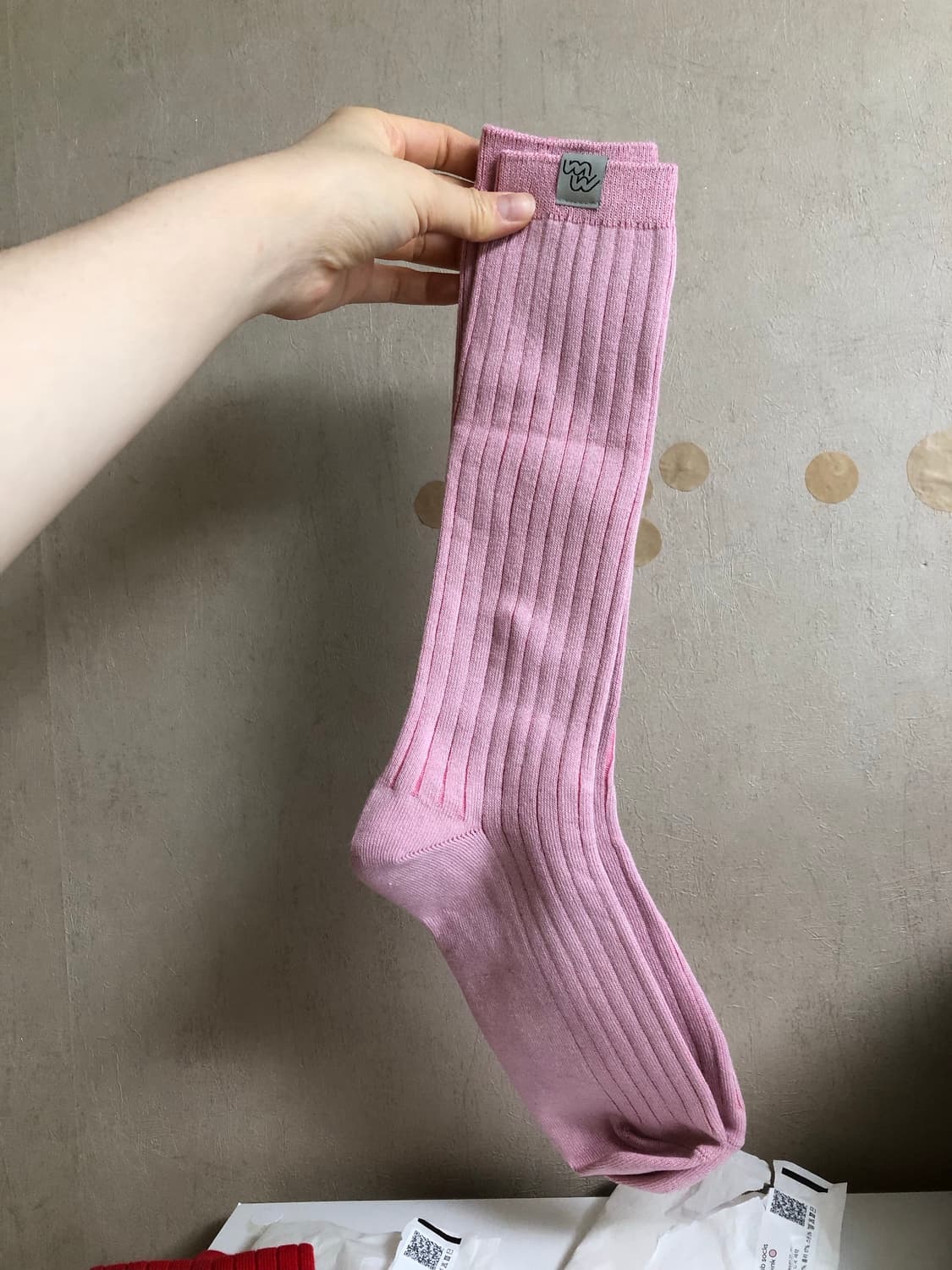새상품 무브웜 rib socks 립삭스 핑크 양말 상품이미지3