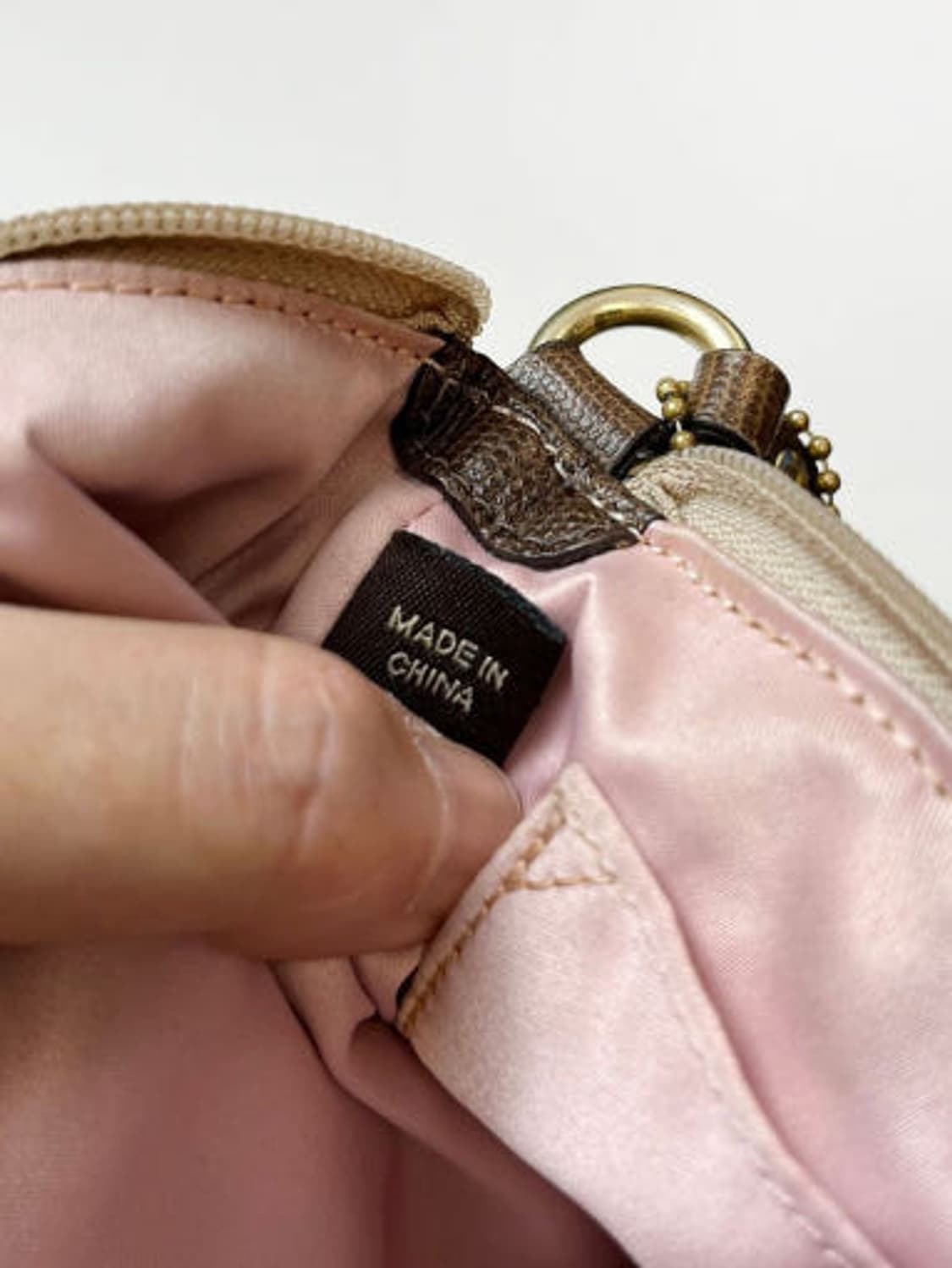 코치 COACH 시그니처 Y2K 미니 숄더백 PN4946 상품이미지8