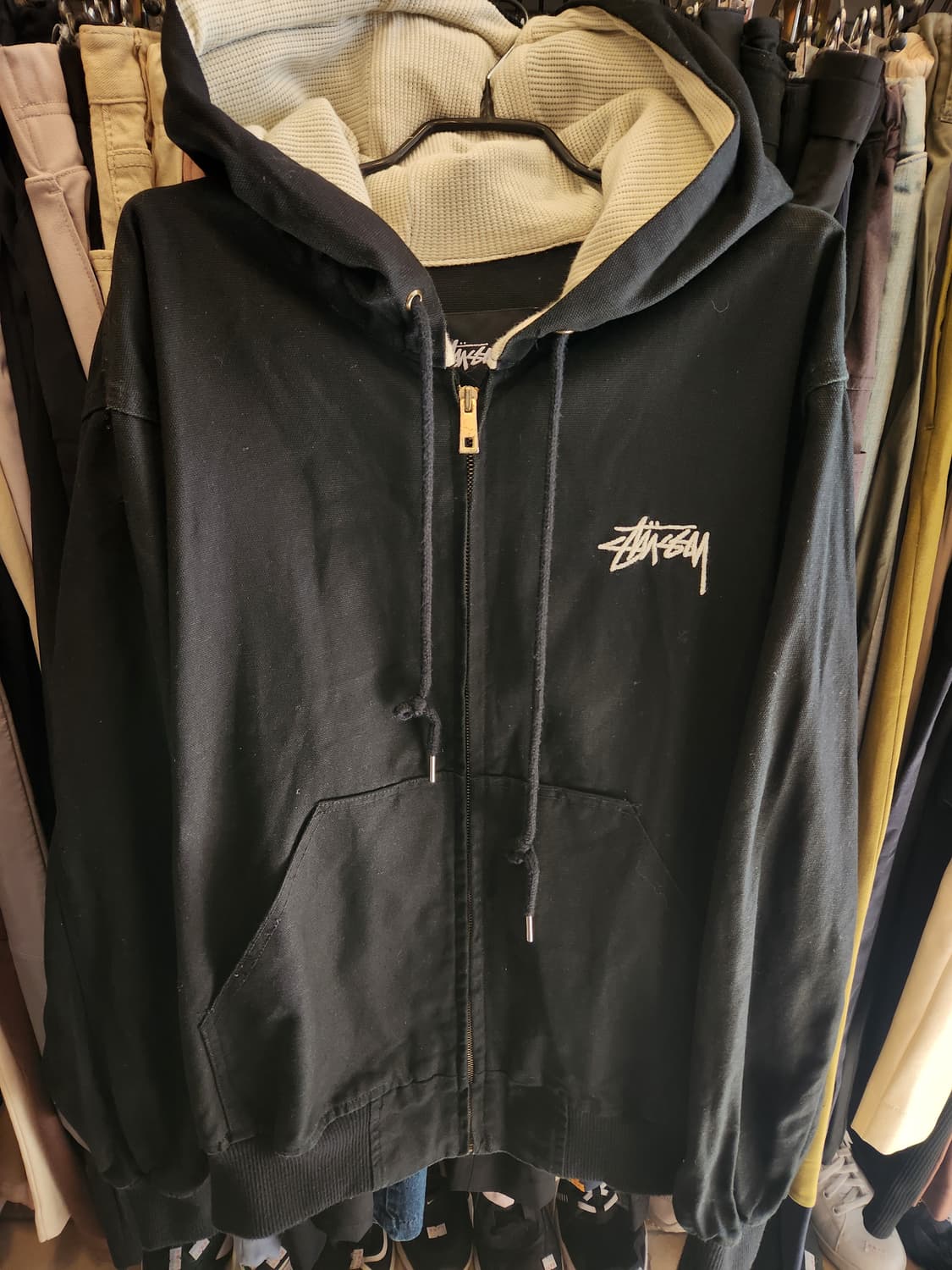 스투시 블랙 후드 집업 상품이미지1