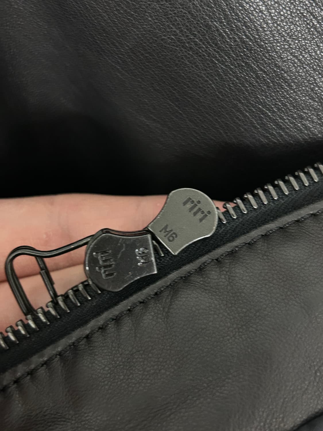 헬무트랭 코튼 하이넥 램스킨 자켓 상품이미지7