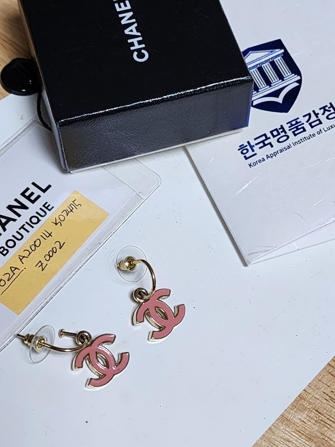 샤넬  CC로고 후프 귀걸이  상품이미지6