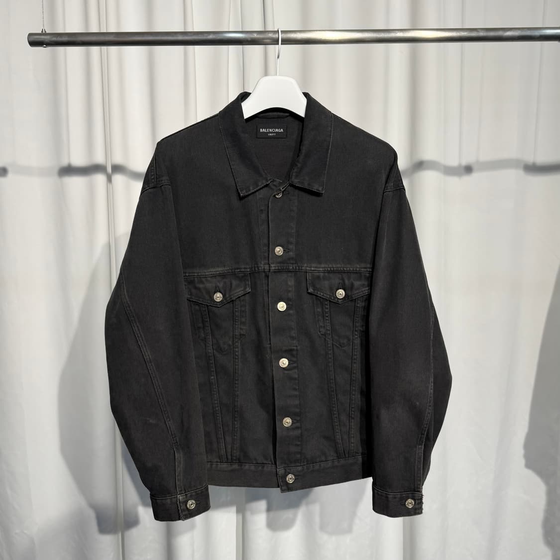 [정품] 발렌시아가 스프레이 워싱 데님 자켓 105사이즈 상품이미지1